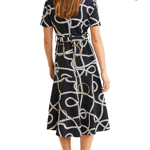 Cade Collection. Must-have shift dress with allover print and self-tie detail. - Picture 2 of 6